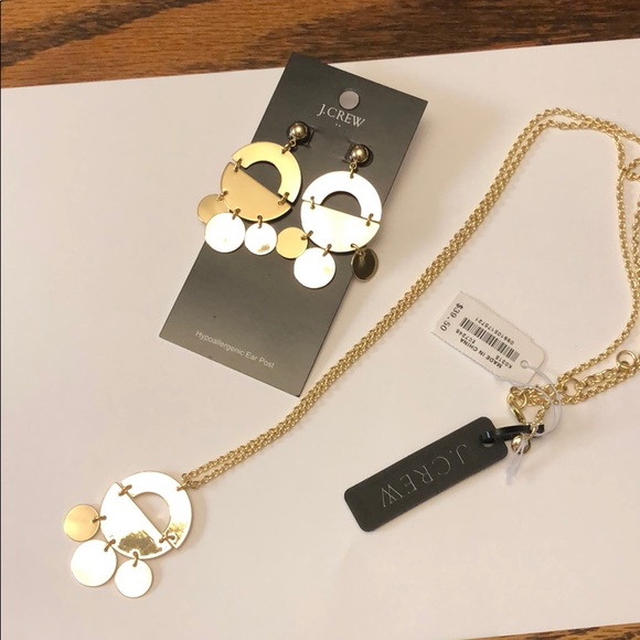J. Crew Jewelry - J.Crew golden Mobile statement necklace only NWT